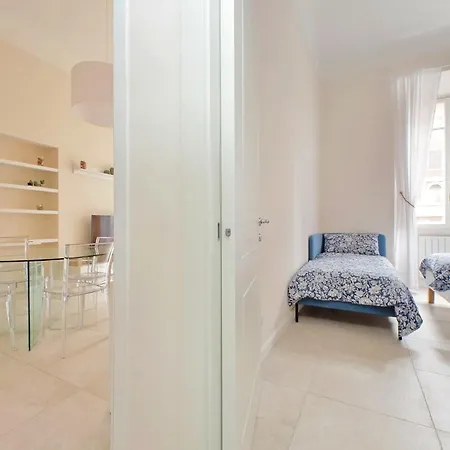 Balconcino Romantico A Via Aosta Διαμέρισμα