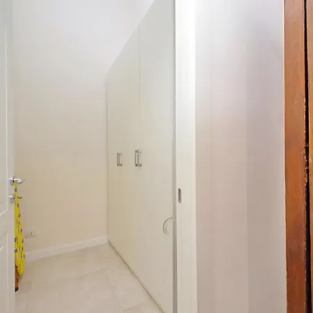 Balconcino Romantico A Via Aosta Διαμέρισμα *