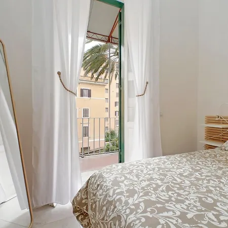 Balconcino Romantico A Via Aosta Appartement Rome